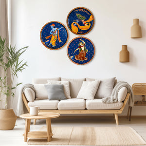 Wooden Radha Krishna ji Wall Hanging, Wooden Wall Plate, Housewarming Gift, Home Decor/Festival Decor/Indian Wall Plate