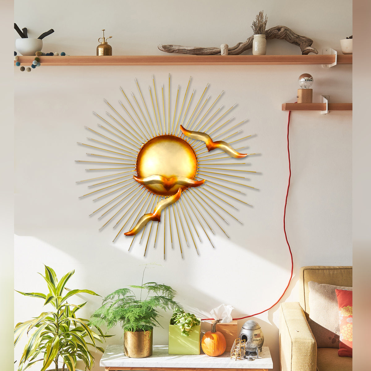 Metal Wall Decor Luxury Sun With Flying Birds Design for Home Decoration for Living Room