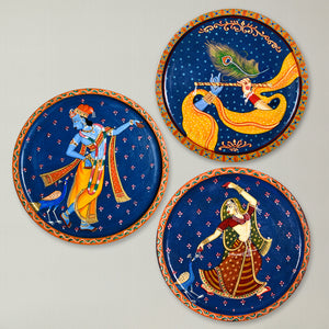 Wooden Radha Krishna ji Wall Hanging, Wooden Wall Plate, Housewarming Gift, Home Decor/Festival Decor/Indian Wall Plate
